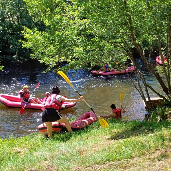 Canoë au depart du camping